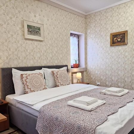 Laroka House Arty And Cosy Studio Universitate Center Bucarest Extérieur photo