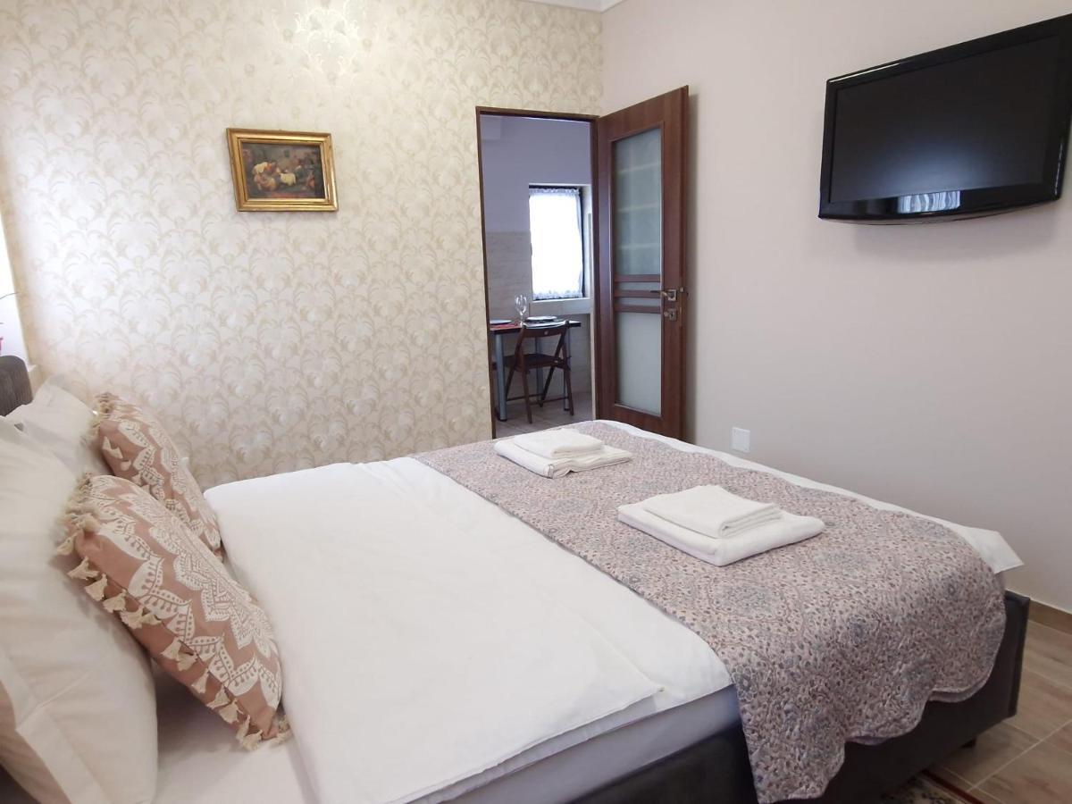 Laroka House Arty And Cosy Studio Universitate Center Bucarest Extérieur photo